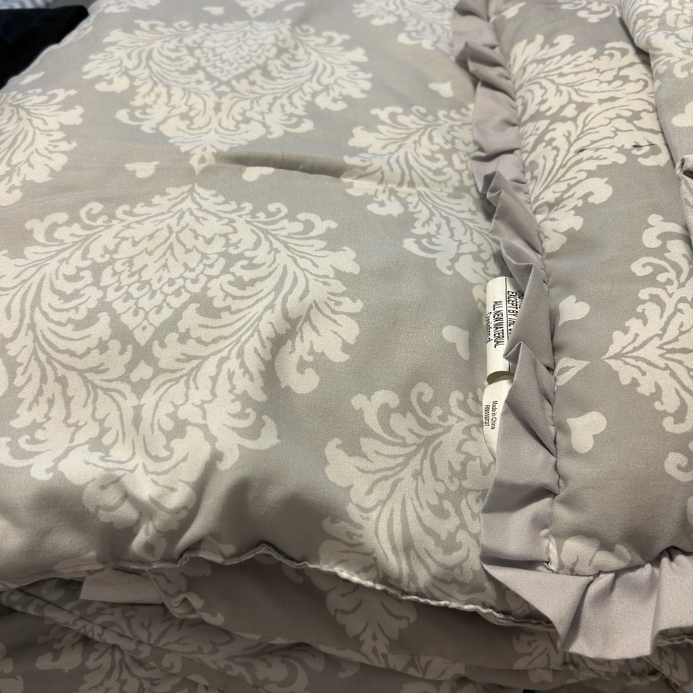 Elegant Gray and White Damask Comforter